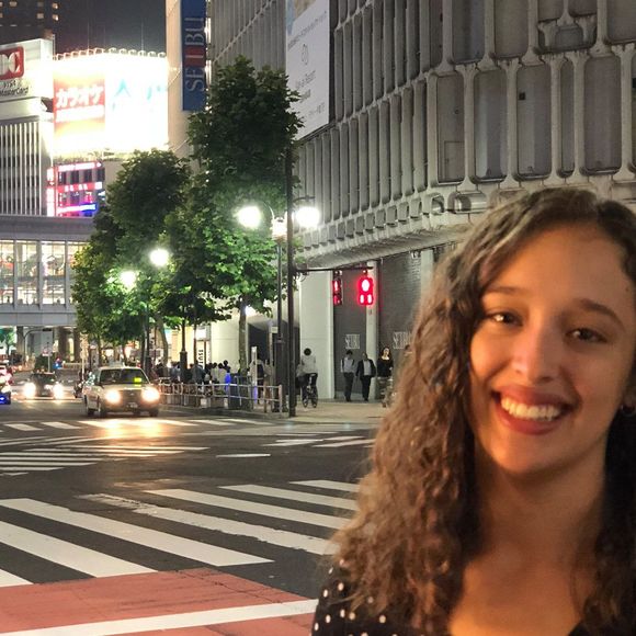 Meet your Posher, Celine - Picture 1 of 1